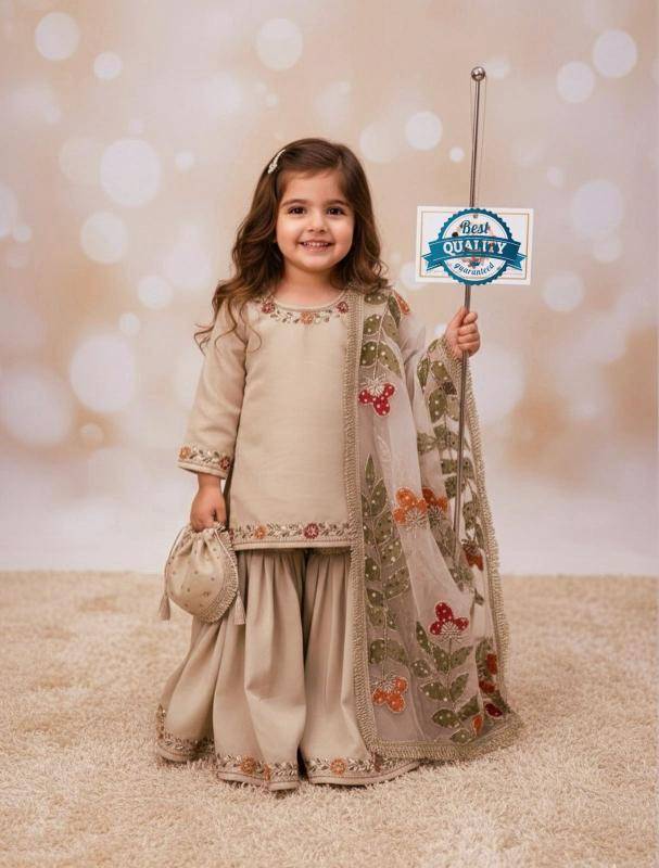 Launching New Đěsigner Party Wear Look SILK Girls Indian kids wear wholesale market
